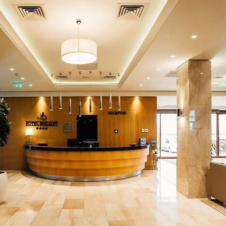Briliant Hotel Cluj-Napoca Esterno foto
